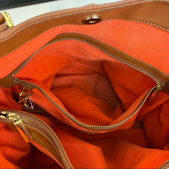 Tory Burch Robinson Brown Leather Large Tote Bag - Picture 13 of 16